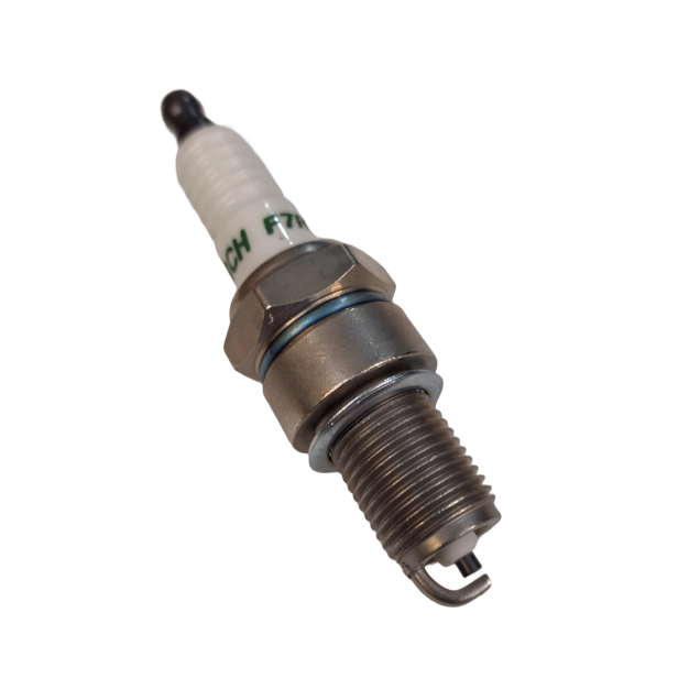 Order a A genuine replacement spark plug suitable for a wide range of Titan Pro petrol machinery including the 15HP/7HP/TP1200/Beaver chippers TP500/TP700 rotavators and TP9TPLS 9 Ton log splitters. Also fits legacy TP10PLS TPHW21 and TP1000 models. Essential for reliable engine starting