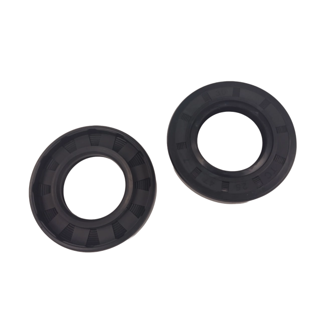 Order a A brand new pair of replacement seals for the Titan Pro range of rotavators including the TP500 and the TP700.